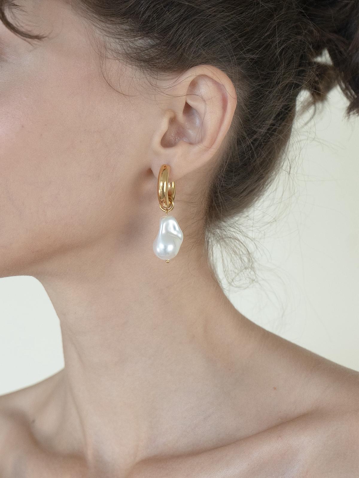 Moonlit Drop Pearl Earrings