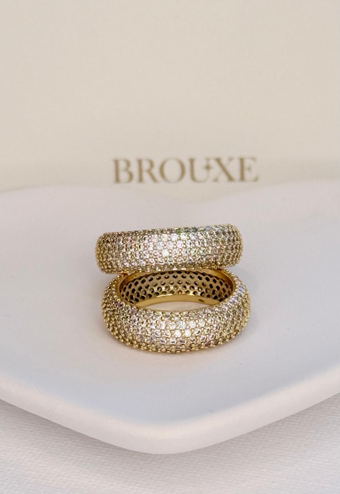 SUZY ETERNITY BAND