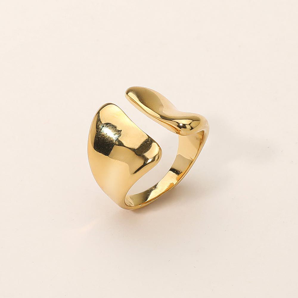 Lizzy Chunky Ring